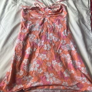 it is a size small and only worn twice! 💓🤍🧡💐 #forever21 #halterdress #dress